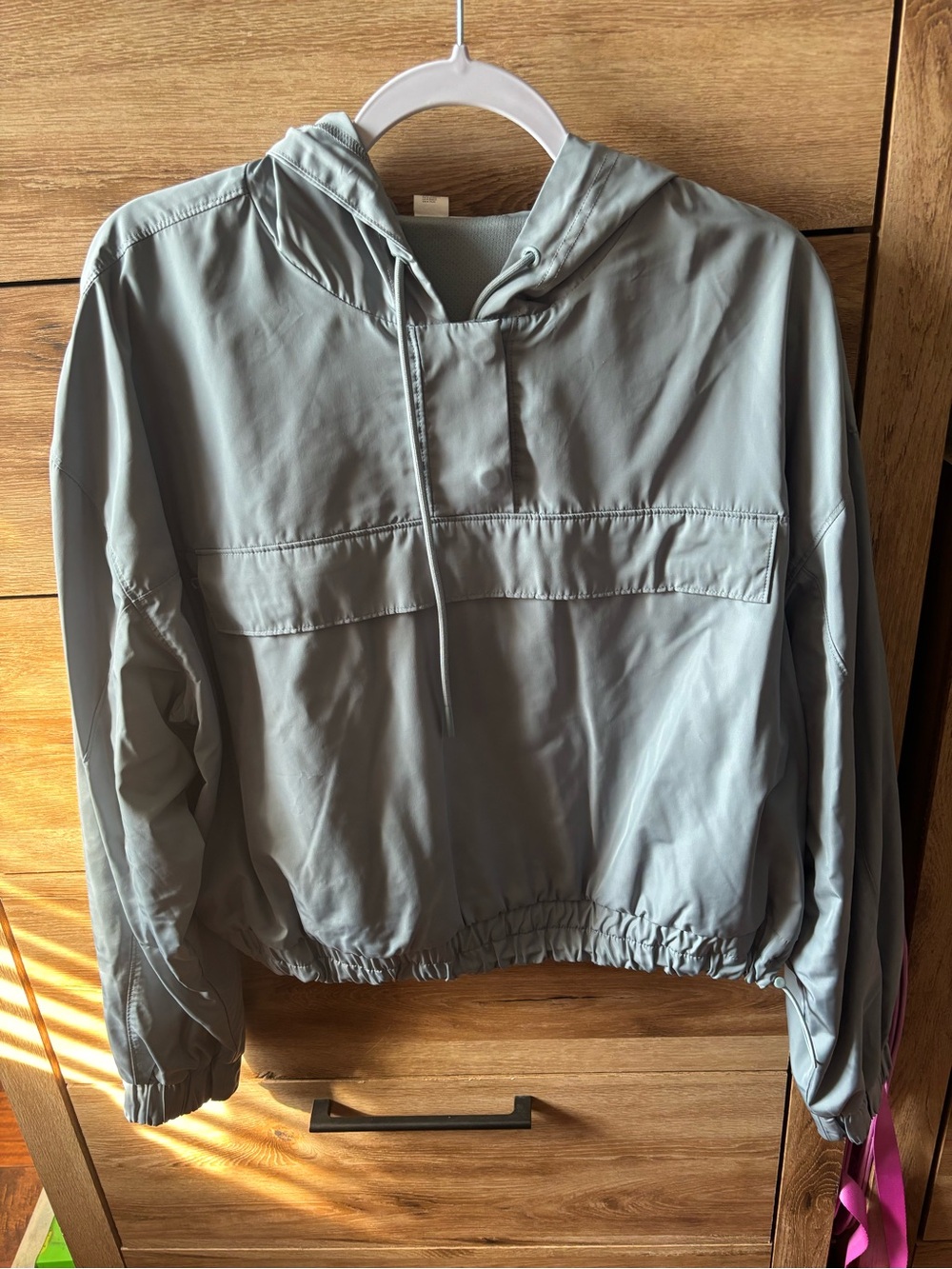 ALO Yoga Light Gray Hooded Utility Jacket